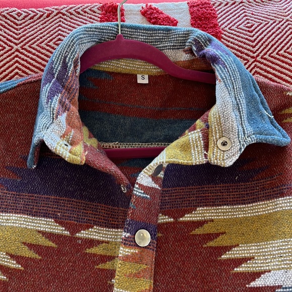 Light wool Aztec Shacket - Picture 2 of 3